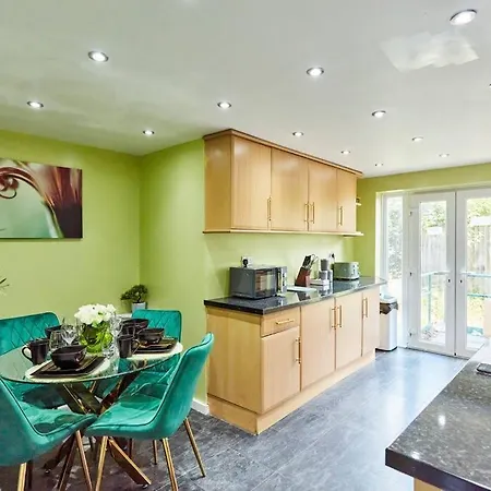 *little Haven In Leeds* ¤private Parking¤ Ensuite * Leeds (West Yorkshire)