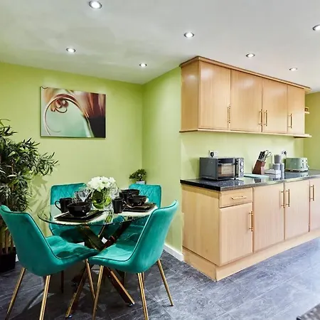Apartment *little Haven In Leeds* ¤private Parking¤ Ensuite *